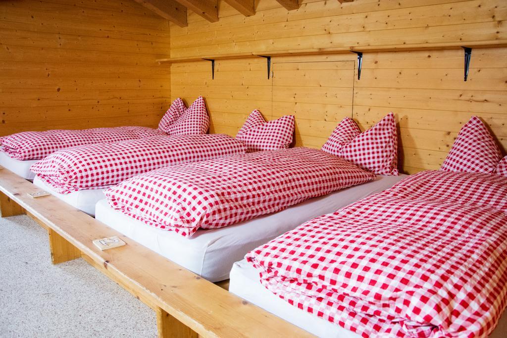 Hostel Berggasthaus First - Only Accessible By Cable Car Grindelwald Exteriér fotografie